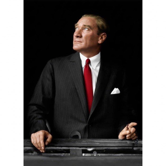 Kırmızı Kravatlı Atatürk Posteri Kırmızı Kravatlı Atatürk Posteri