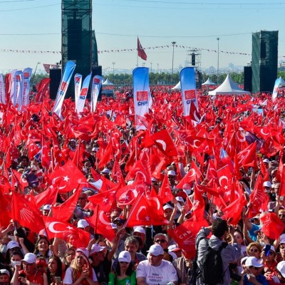 Siyasi Parti Bayrağı